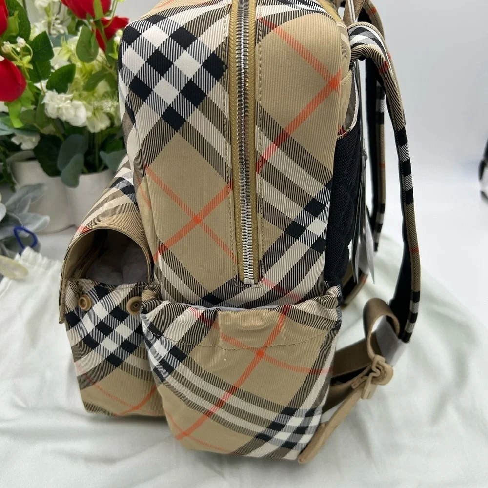 Burberry stylish checkered